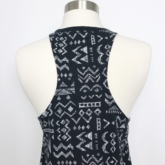 Silence + Noise | Urban Outfitters black/tan tank - Picture 2 of 8